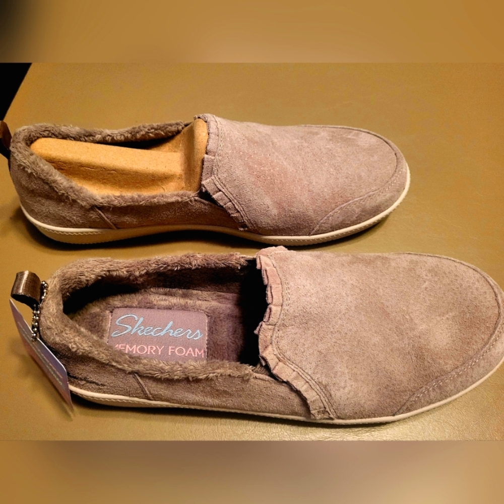 Women's Skechers Light Brown Comfortable Slip-On, Size 7